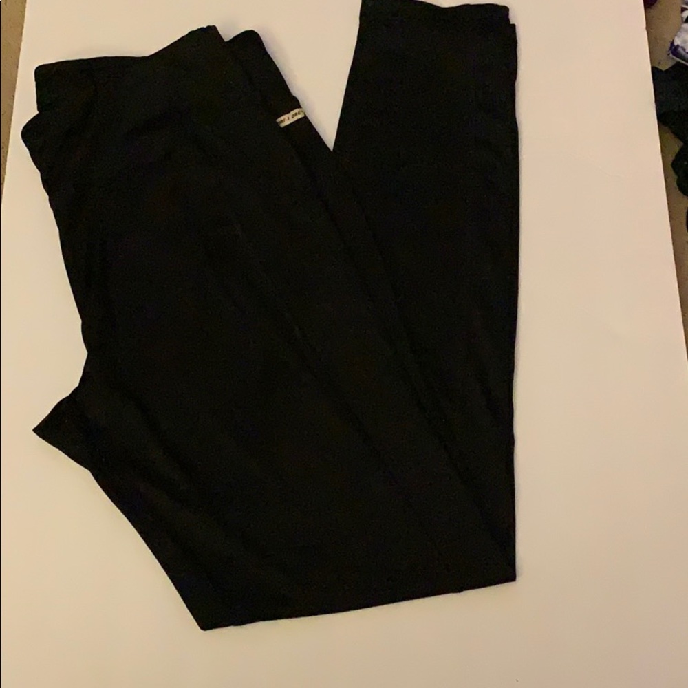 Black leggings